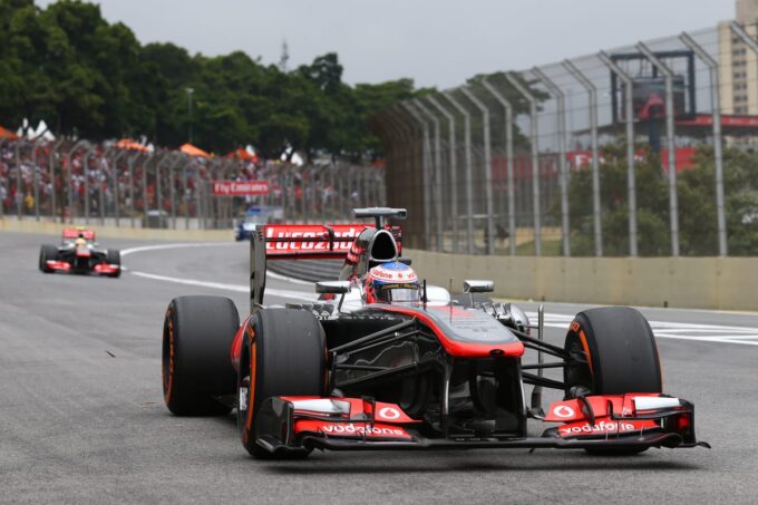 7 Momen Jenson Button Tak Ada Lawan di F1!
